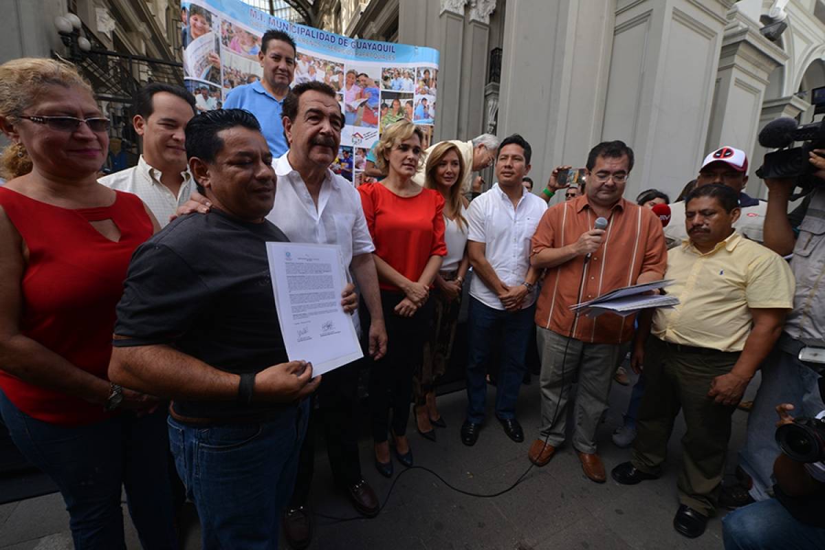 Nuevos beneficiados con la entrega de título